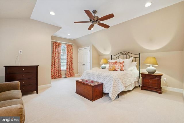 1436 COUNTY LINE RD, Bryn Mawr, PA 19010