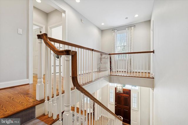 1436 COUNTY LINE RD, Bryn Mawr, PA 19010