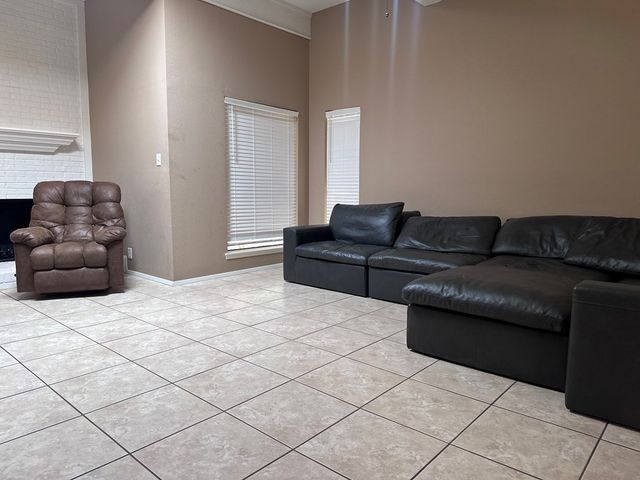 2617 Noel Ave, Midland, TX 79705