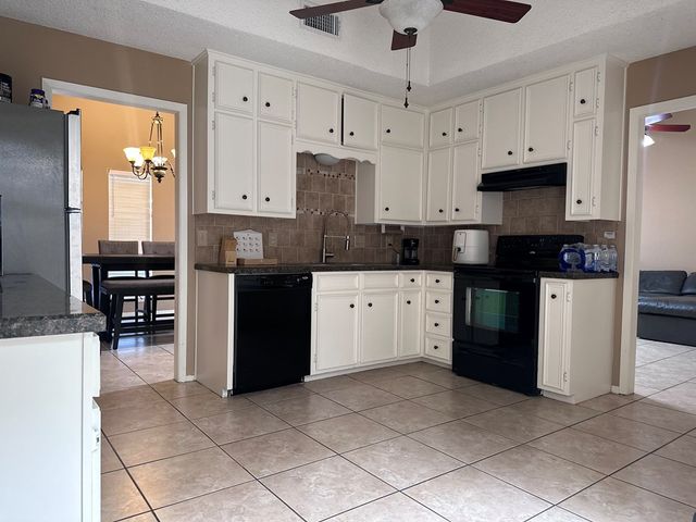 2617 Noel Ave, Midland, TX 79705