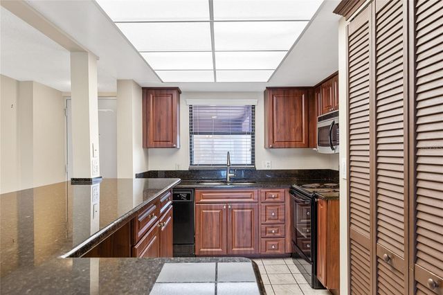 7050 SUNSET DRIVE S 509, South Pasadena, FL 33707