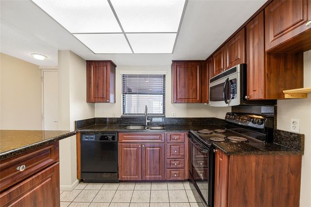 7050 SUNSET DRIVE S 509, South Pasadena, FL 33707