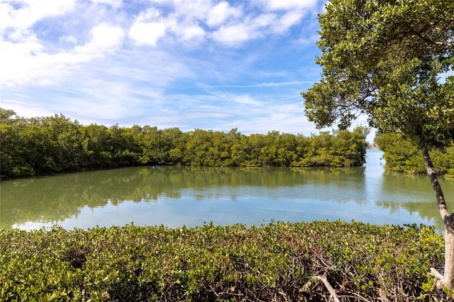 7050 SUNSET DRIVE S 509, South Pasadena, FL 33707