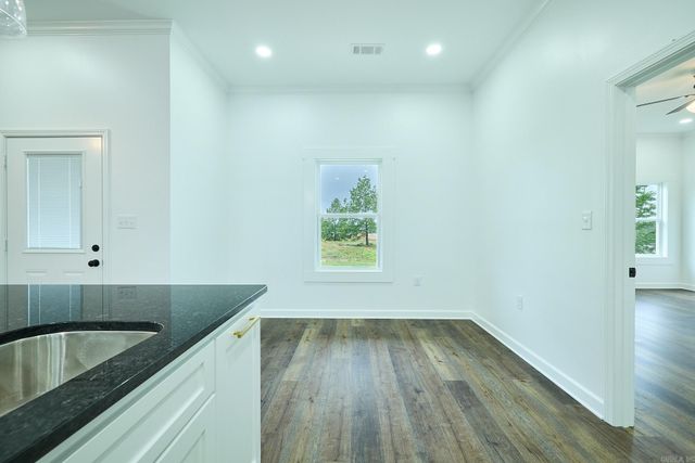 4007 Creek Top, Bauxite, AR 72011