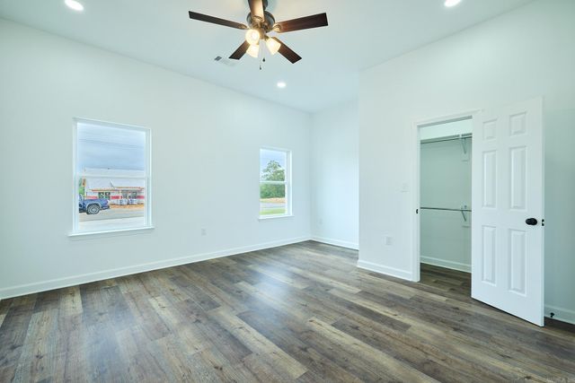 4007 Creek Top, Bauxite, AR 72011