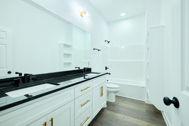 4007 Creek Top, Bauxite, AR 72011