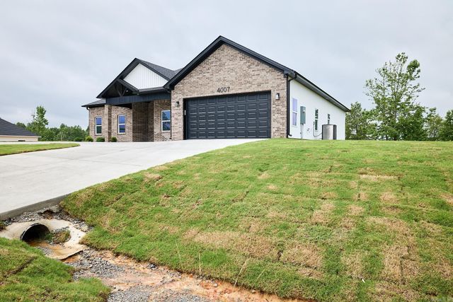 4007 Creek Top, Bauxite, AR 72011