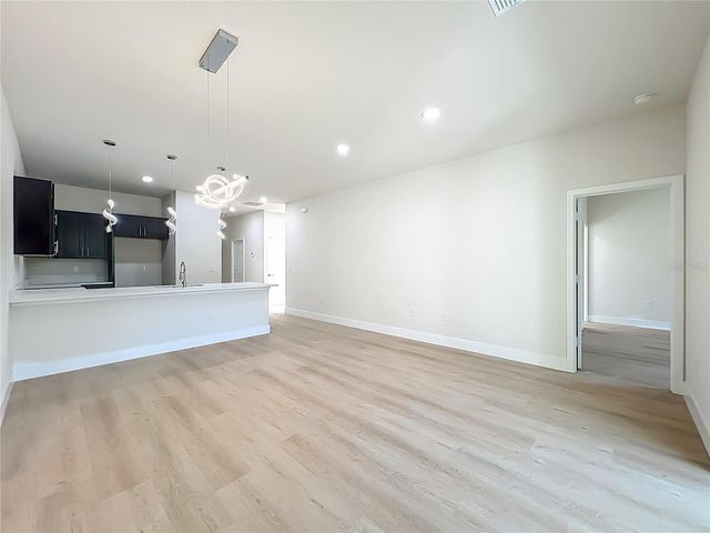 356 W 4TH STREET, Apopka, FL 32703