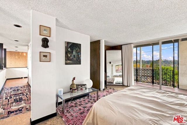 936 Fortune Way, Los Angeles, CA 90042