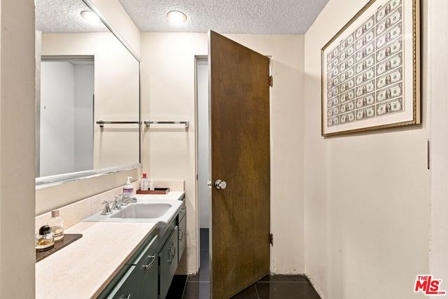936 Fortune Way, Los Angeles, CA 90042