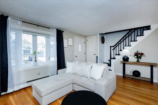 69 Springdale Ave, Dracut, MA 01826