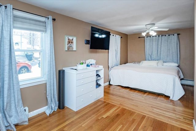 69 Springdale Ave, Dracut, MA 01826