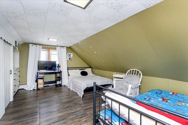 69 Springdale Ave, Dracut, MA 01826