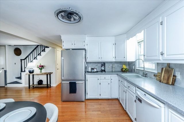 69 Springdale Ave, Dracut, MA 01826