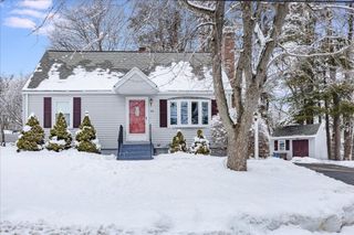 69 Springdale Ave, Dracut, MA 01826