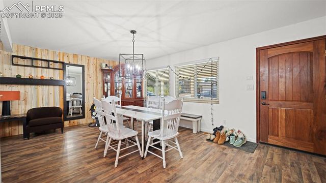 622 Rowe Lane, Colorado Springs, CO 80911