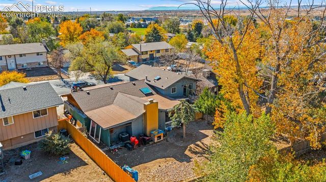 622 Rowe Lane, Colorado Springs, CO 80911