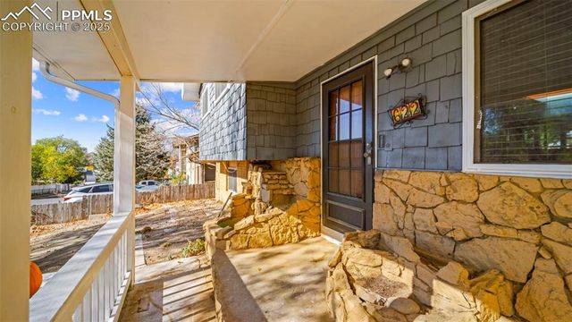 622 Rowe Lane, Colorado Springs, CO 80911
