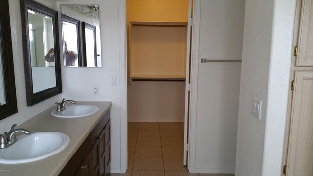 8925 W FARGO Drive, Peoria, AZ 85382