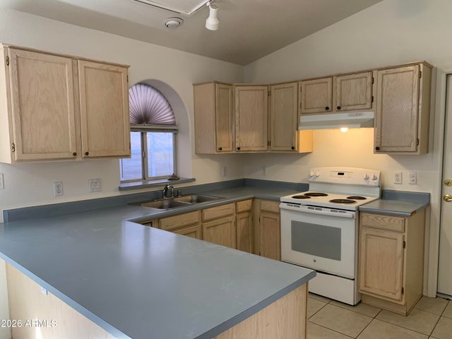 8925 W FARGO Drive, Peoria, AZ 85382