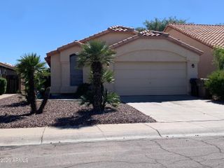 8925 W FARGO Drive, Peoria, AZ 85382