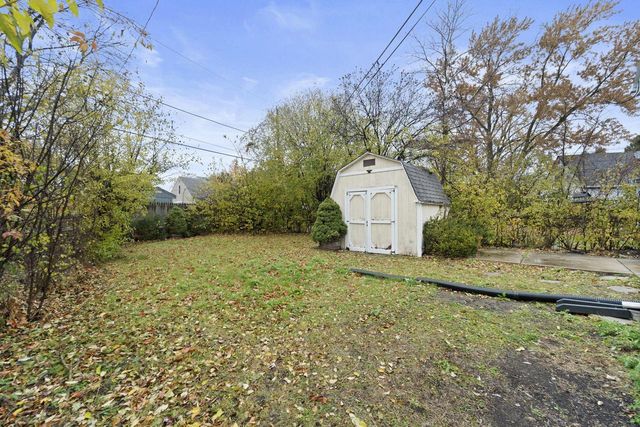 4641 W Montrose AVENUE, Milwaukee, WI 53219