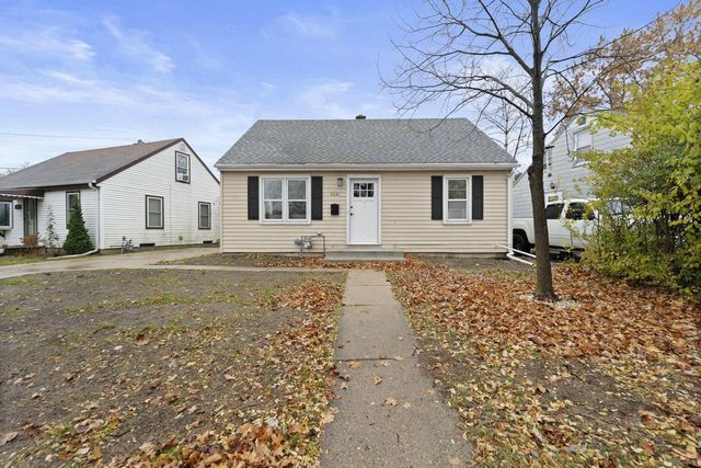 4641 W Montrose AVENUE, Milwaukee, WI 53219
