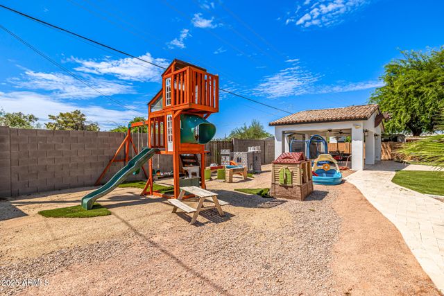 10209 E JONES Avenue, Mesa, AZ 85208