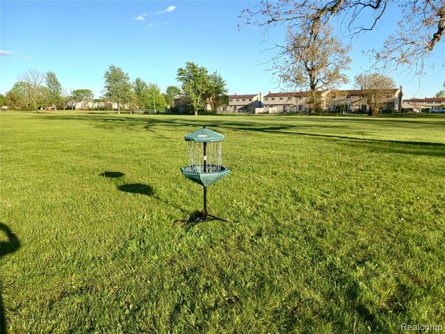 5157 Niagara Street, Wayne, MI 48184