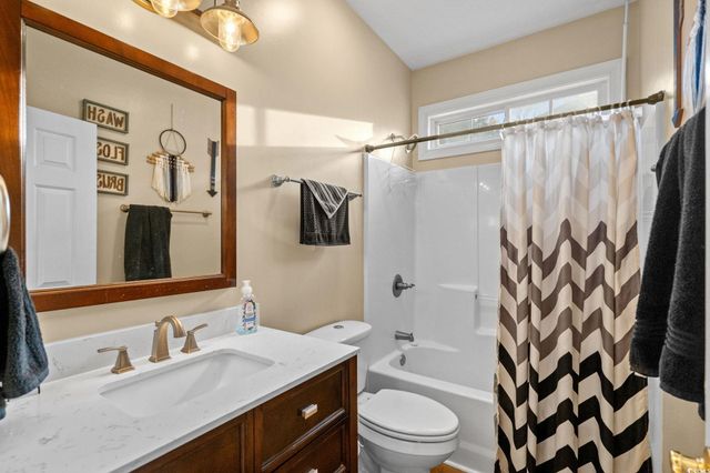 404 Herringbone Ct., Conway, SC 29526