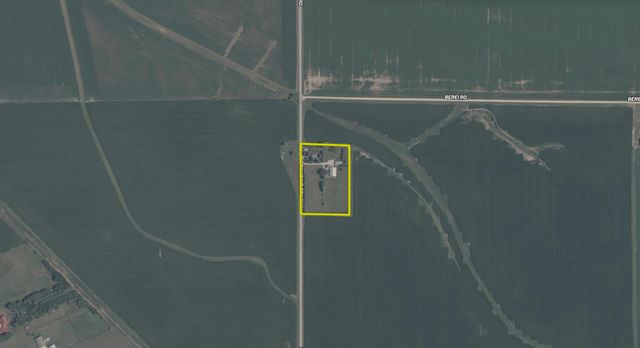 1392 Red Brick Road, Dixon, IL 61021