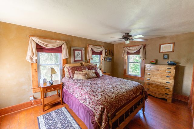 1392 Red Brick Road, Dixon, IL 61021