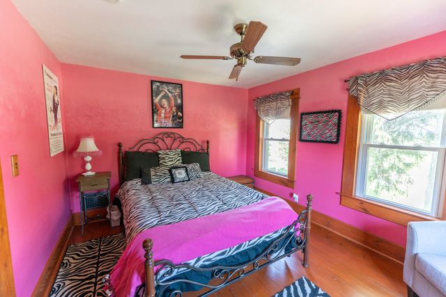 1392 Red Brick Road, Dixon, IL 61021