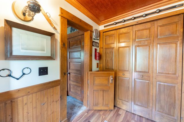 1392 Red Brick Road, Dixon, IL 61021