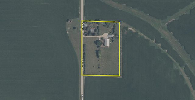1392 Red Brick Road, Dixon, IL 61021
