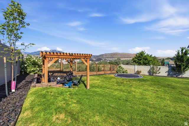 1632 W WIDGEON LN, Bluffdale, UT 84065