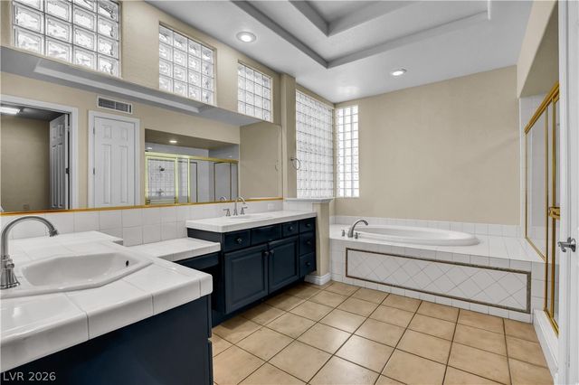 9101 Crystal Lake Court, Las Vegas, NV 89134
