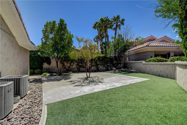 9101 Crystal Lake Court, Las Vegas, NV 89134