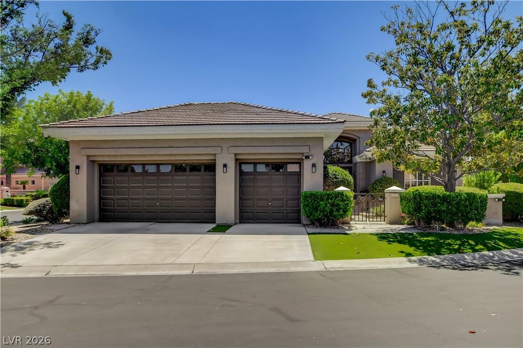 9101 Crystal Lake Court, Las Vegas, NV 89134