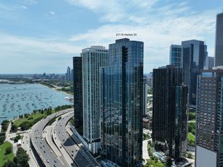 211 N Harbor Drive 1007, Chicago, IL 60601