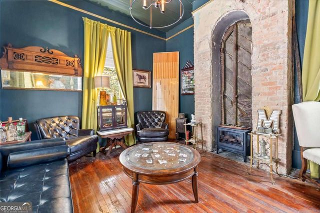 120 W 37Th Street, Savannah, GA 31401