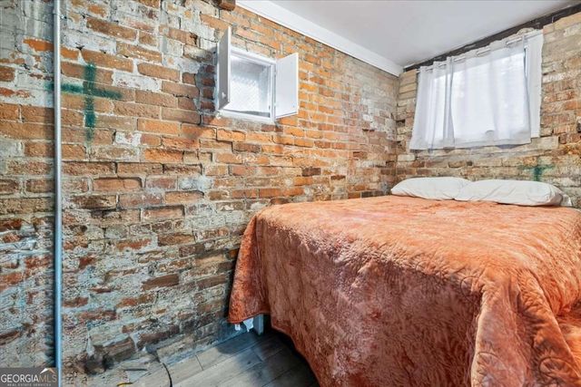 120 W 37Th Street, Savannah, GA 31401