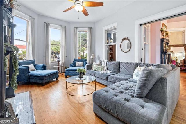 120 W 37Th Street, Savannah, GA 31401