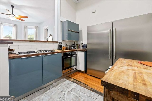 120 W 37Th Street, Savannah, GA 31401