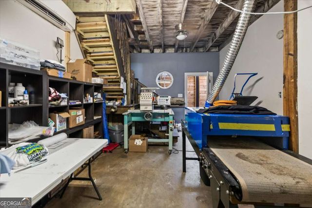 120 W 37Th Street, Savannah, GA 31401