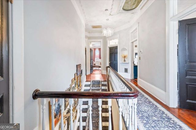 120 W 37Th Street, Savannah, GA 31401