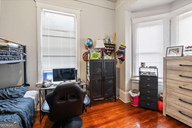 120 W 37Th Street, Savannah, GA 31401