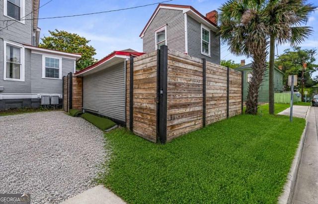 120 W 37Th Street, Savannah, GA 31401