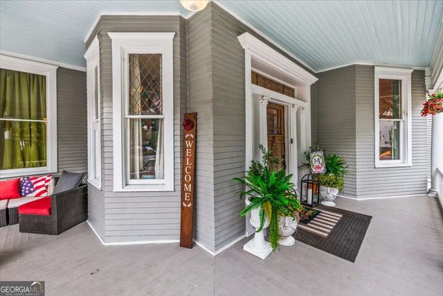 120 W 37Th Street, Savannah, GA 31401