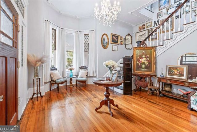120 W 37Th Street, Savannah, GA 31401